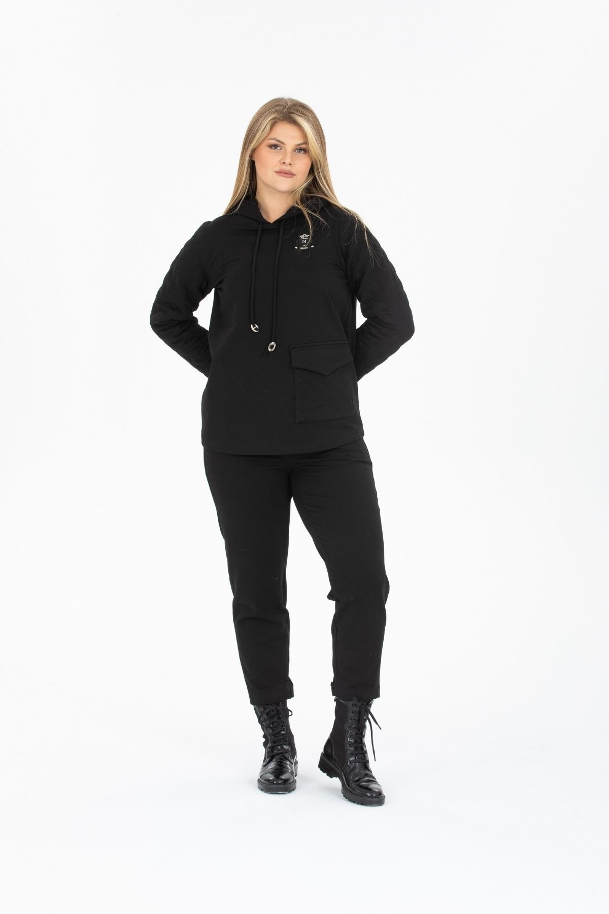 Kadın Beli Ve Paçası Lastikli Cepli Siyah Pamuklu Pantolon